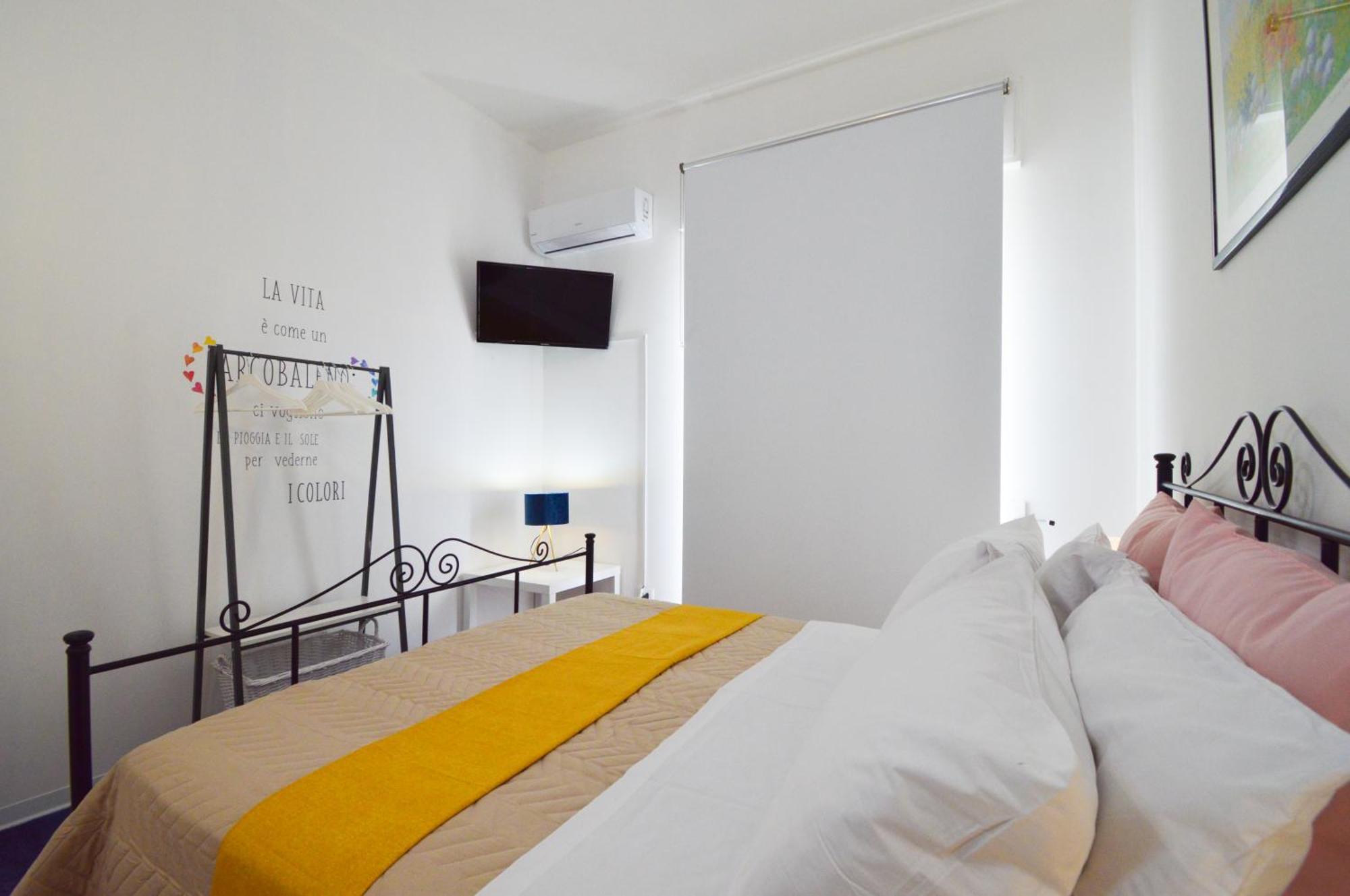 Casa Ekaterina Free Wifii - Spiaggia 200 Metri Brolo Esterno foto